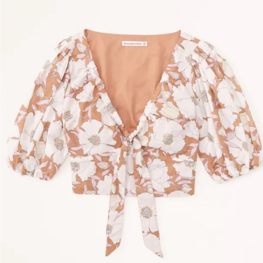 NWT Abercrombie & Fitch Tie Front Puff Sleeve Top